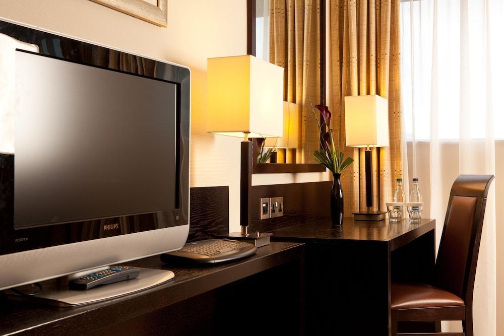 Mercure Manchester Piccadilly Hotel Exterior photo