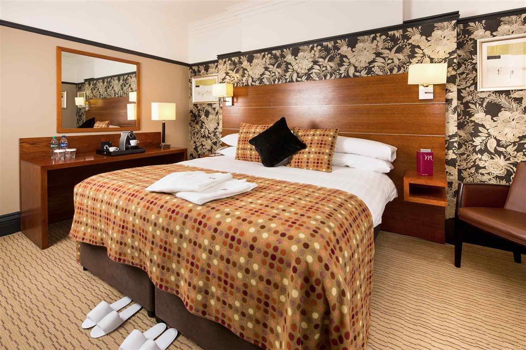 Mercure Manchester Piccadilly Hotel Exterior photo