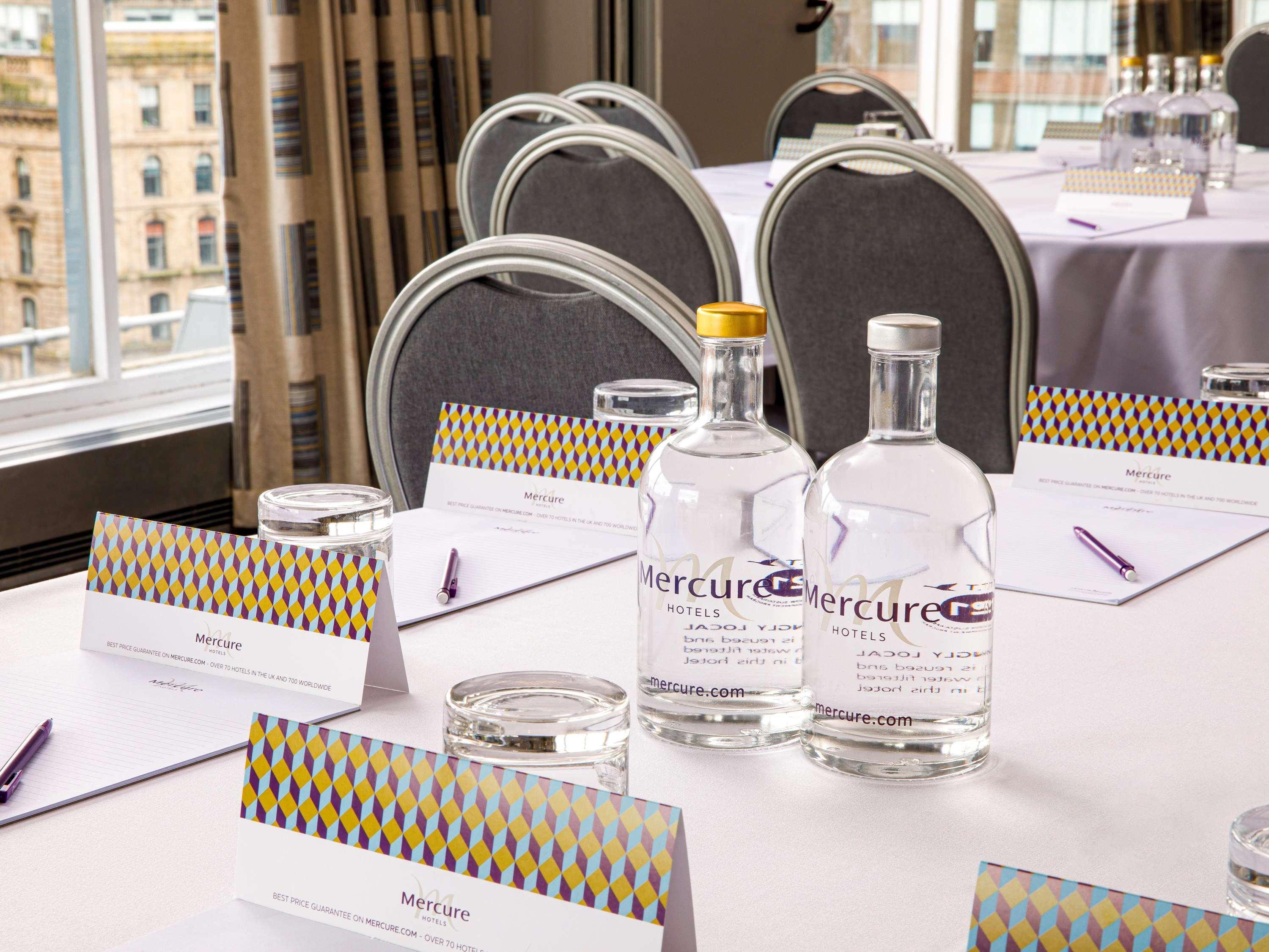 Mercure Manchester Piccadilly Hotel Exterior photo