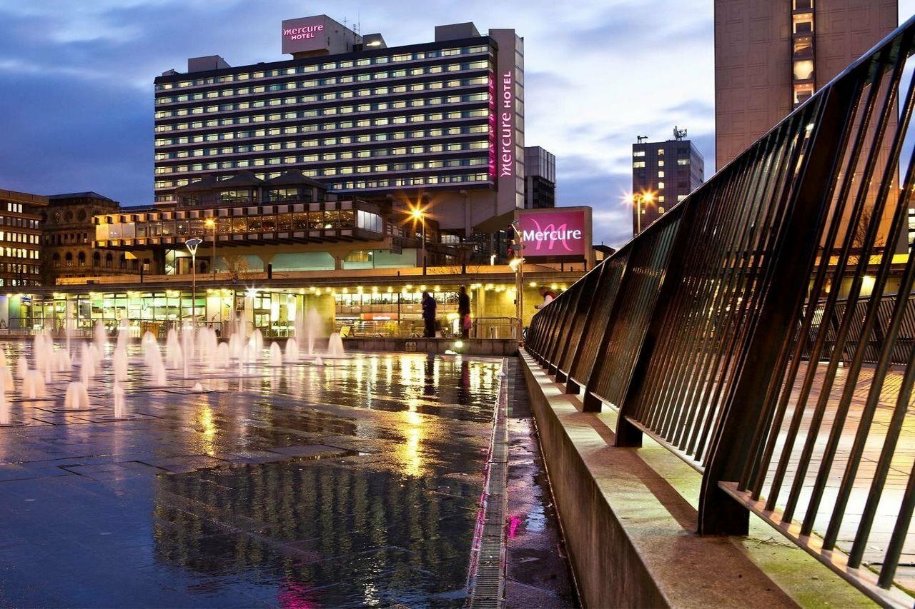 Mercure Manchester Piccadilly Hotel Exterior photo